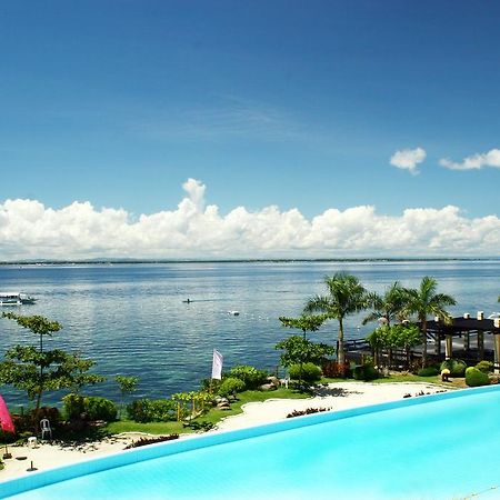 La Mirada Residence , Large 1 Bedroom Condo, Beaches , 3 Pools, Ocean Views, Fast Wifi, Netflix, Breakfast Included Lapu-Lapu City Kamer foto