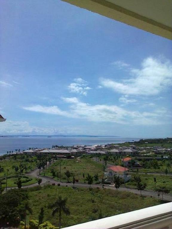 La Mirada Residence , Large 1 Bedroom Condo, Beaches , 3 Pools, Ocean Views, Fast Wifi, Netflix, Breakfast Included Lapu-Lapu City Buitenkant foto